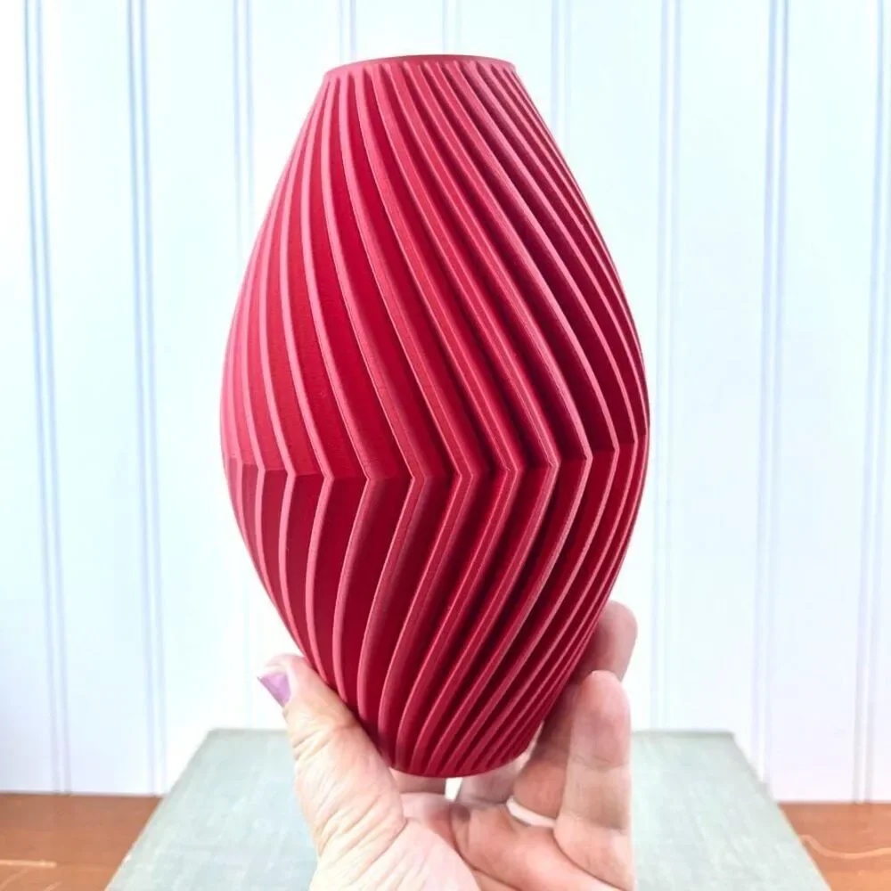 Modern Geometric Vase, The Soko Vase, Twisted Geometric Design, Sleek Minimalist